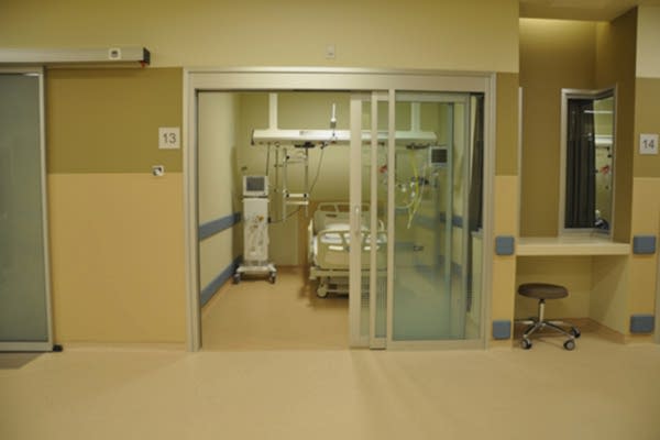 Duvar koruma bariyerleri